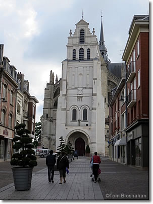 Basilique de Saint-Quentin, France