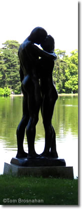 Statue of Lovers, Lac Infrieur, Bois de Boulogne, Paris, France