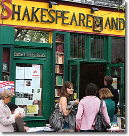 Shakespeare & Co, Paris, France